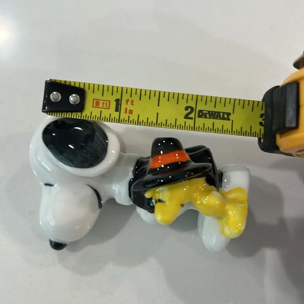 Cute.🎃 Pilgrim Snoopy Salt & Pepper